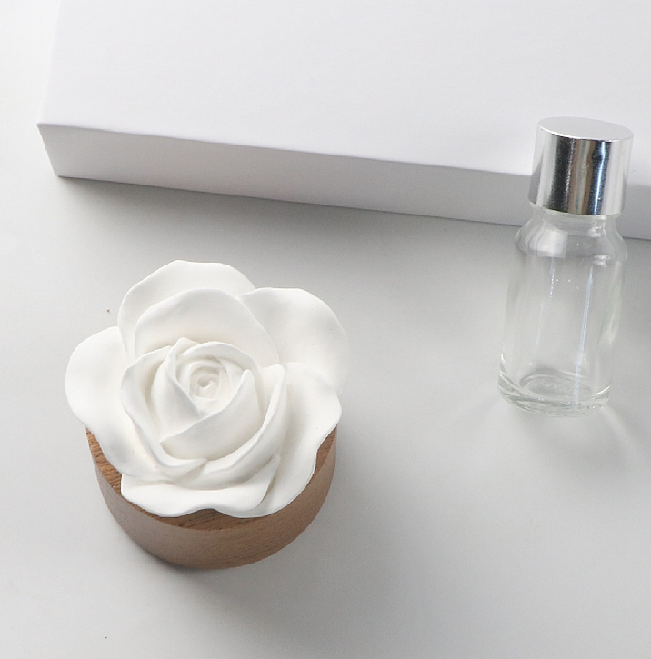 Coffret Rose  Diffuseur + Huile de Rose de Damas (30ml) - MoonRose by Amour’Eu